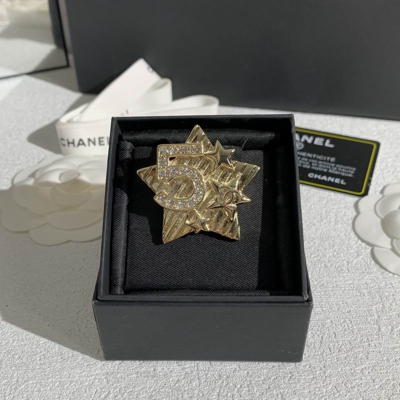 Chanel Brooch 11yxx116 (4)