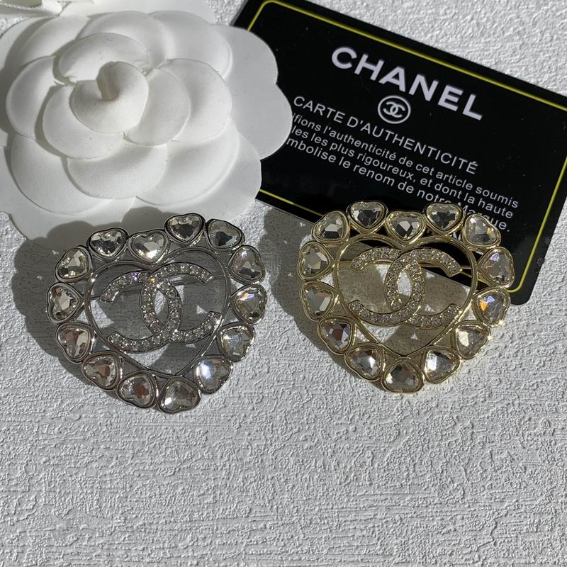 Chanel Brooch 11yxx117 (5)