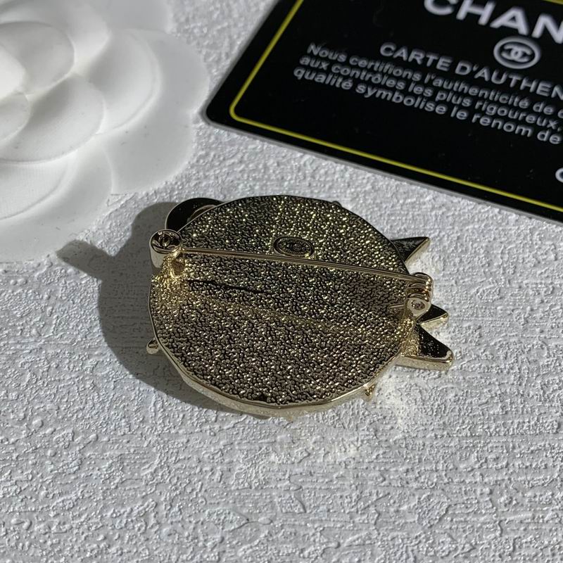 Chanel Brooch 11yxx118 (2)