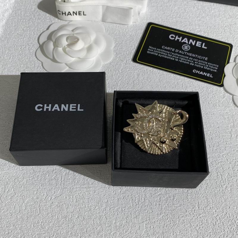 Chanel Brooch 11yxx118 (5)