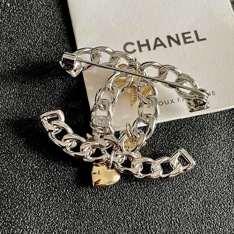 Chanel Brooch 11yxx123 (3)