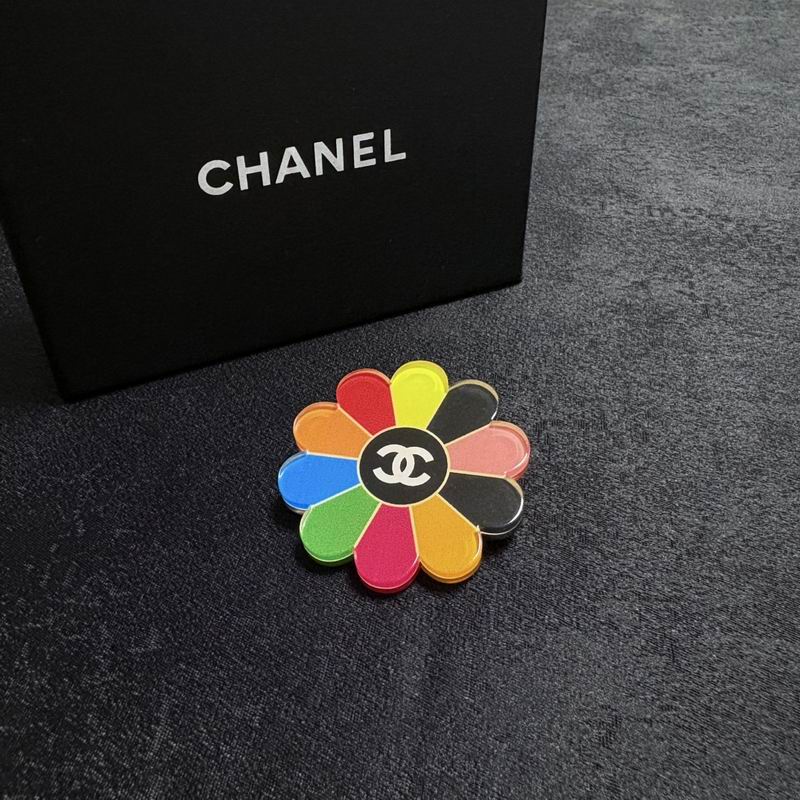 Chanel Brooch 11yxx128 (2)
