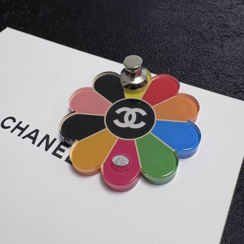 Chanel Brooch 11yxx128 (3)