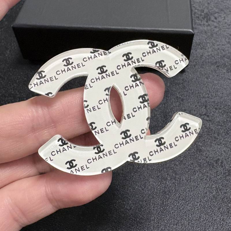 Chanel Brooch 11yxx129 (6)