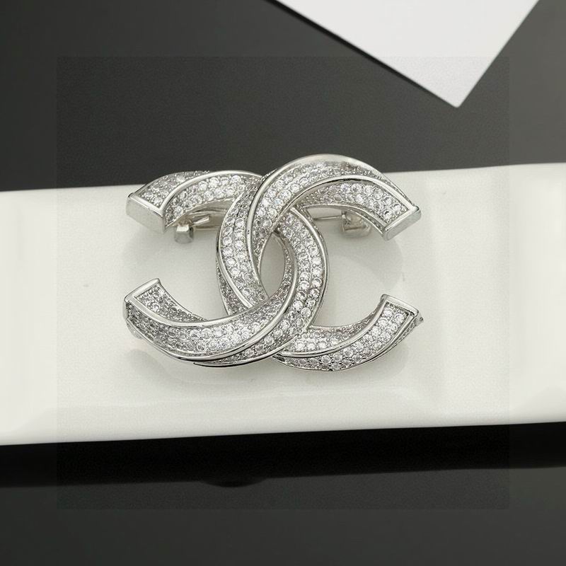 Chanel Brooch 11yxx132 (4)