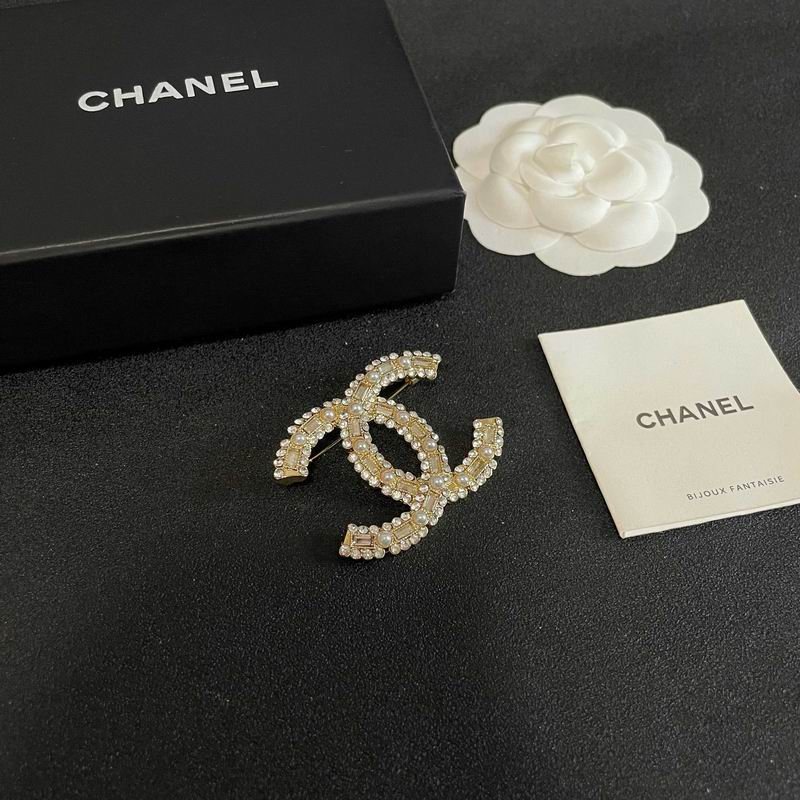 Chanel Brooch 11yxx134 (2)
