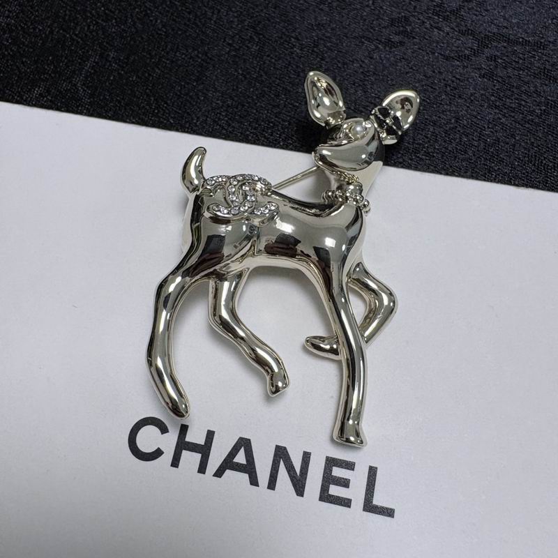 Chanel Brooch 11yxx143 (4)