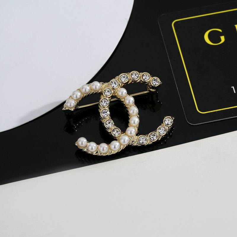 Chanel Brooch 11yxx147 (2)