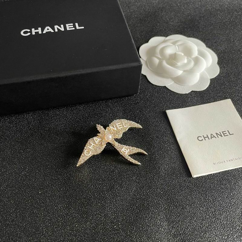 Chanel Brooch 11yxx148 (2)