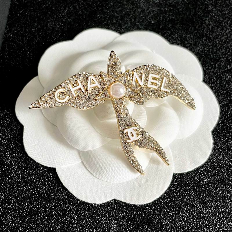 Chanel Brooch 11yxx148 (4)
