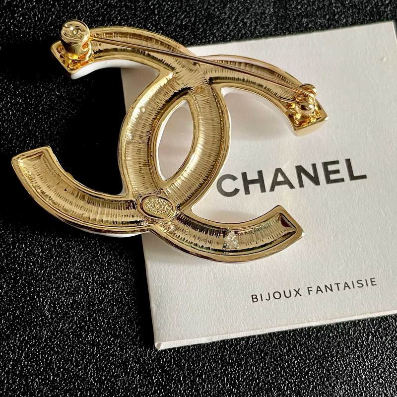 Chanel Brooch 11yxx149 (5)