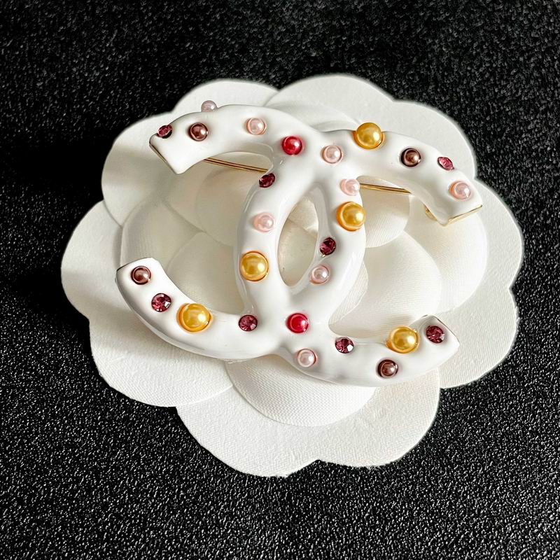 Chanel Brooch 11yxx149 (6)