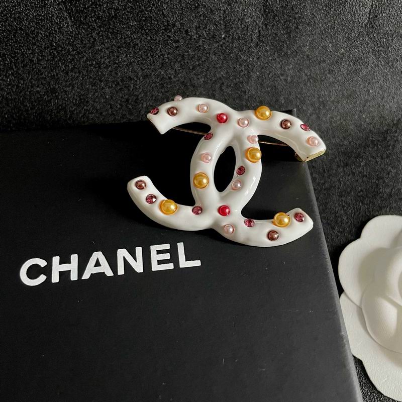 Chanel Brooch 11yxx149 (7)