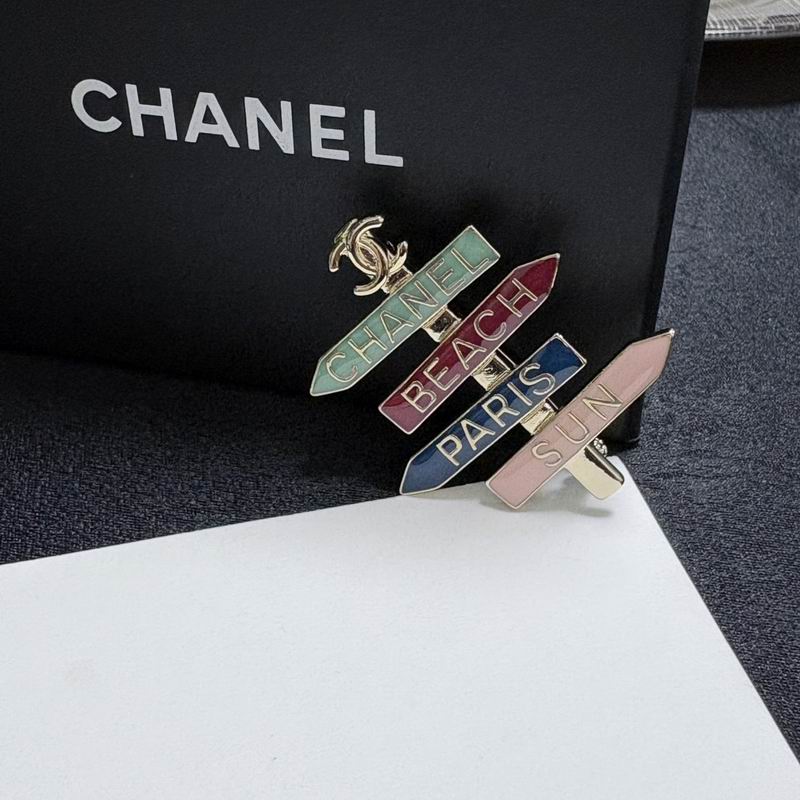 Chanel Brooch 11yxx152 (4)