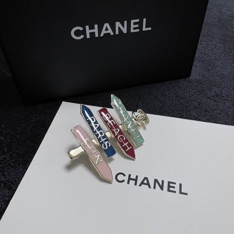 Chanel Brooch 11yxx152 (5)