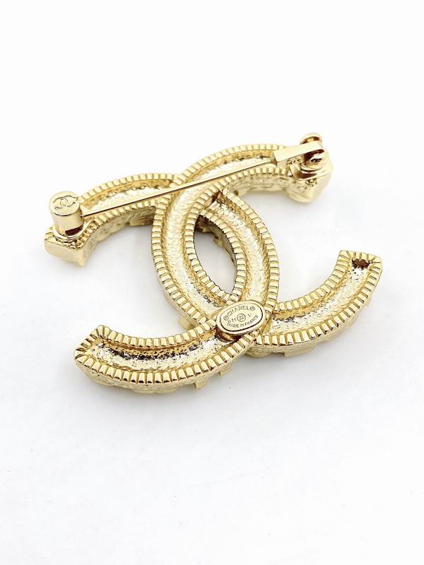 Chanel Brooch 11yxx153 (5)