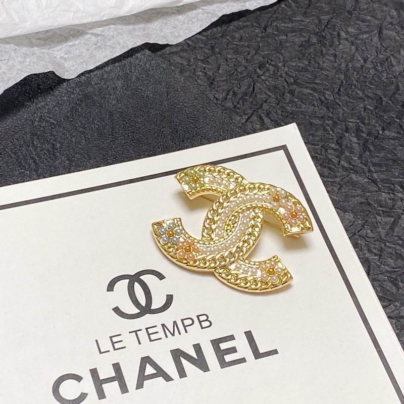 Chanel Brooch 11yxx157 (2)
