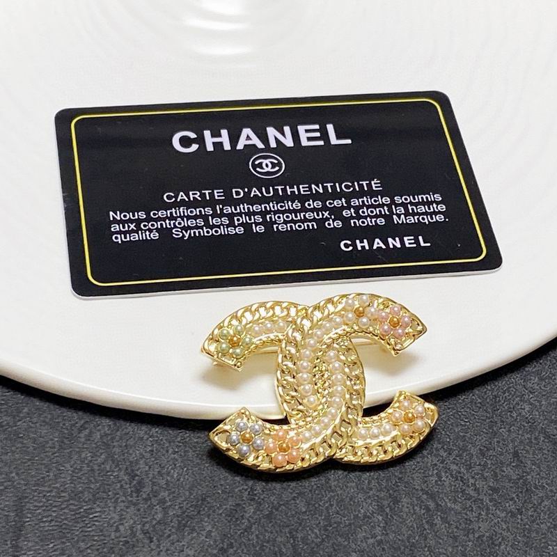 Chanel Brooch 11yxx157 (7)