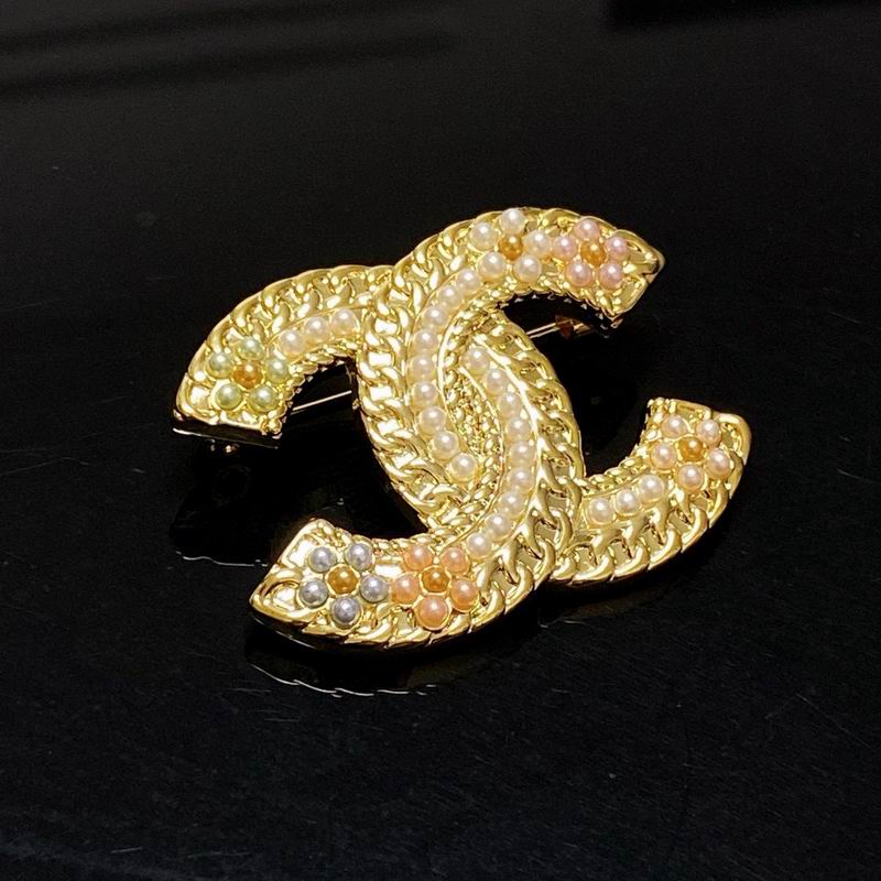 Chanel Brooch 11yxx157 (8)