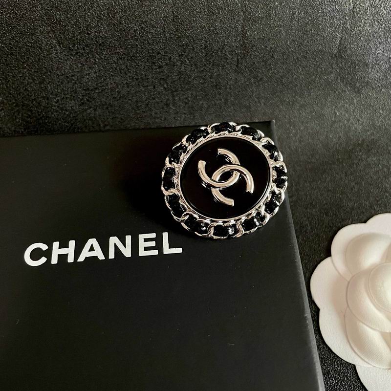 Chanel Brooch 11yxx160 (10)