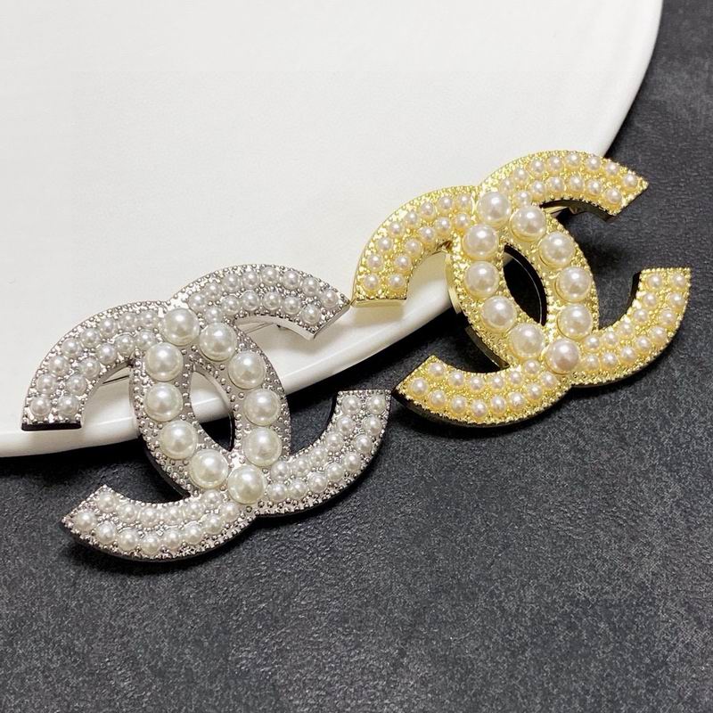 Chanel Brooch 11yxx161 (5)
