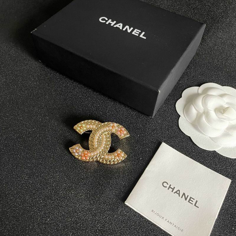 Chanel Brooch 11yxx166 (3)
