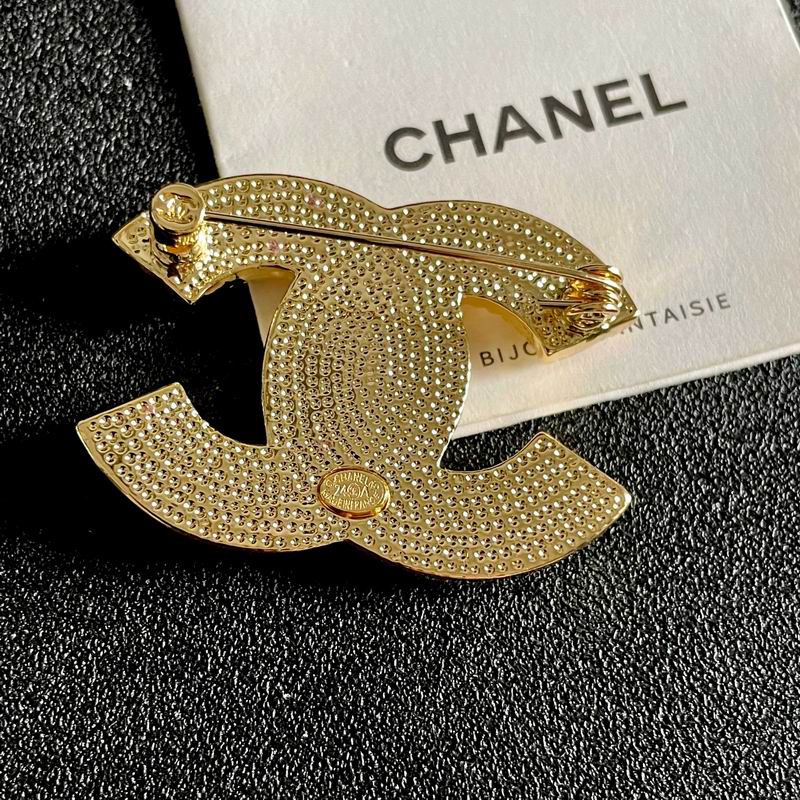 Chanel Brooch 11yxx166 (5)