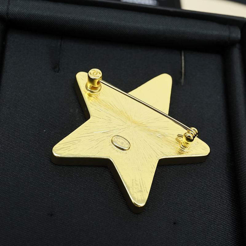Chanel Brooch 11yxx169 (6)