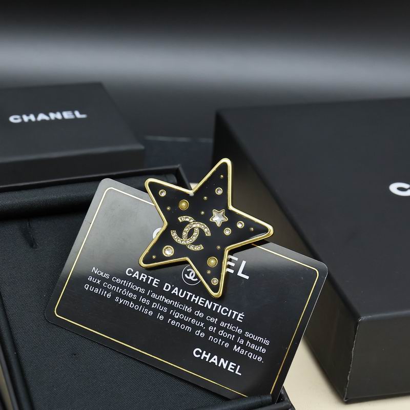 Chanel Brooch 11yxx169 (7)