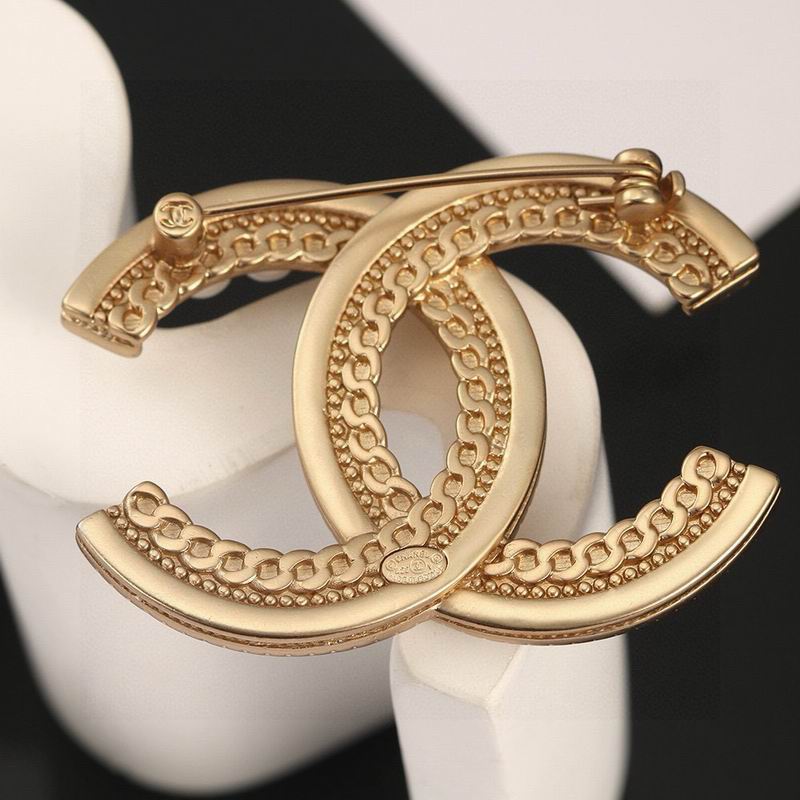 Chanel Brooch 11yxx170 (3)