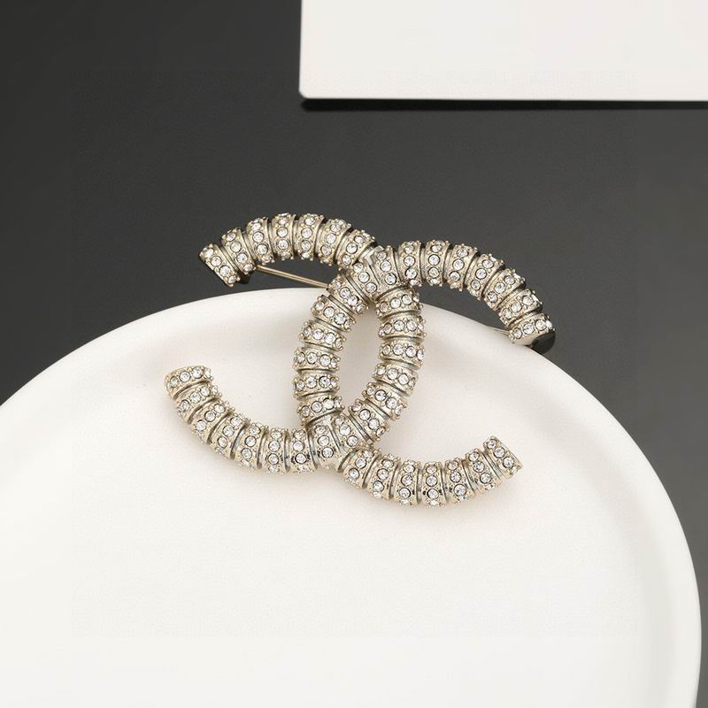 Chanel Brooch 11yxx171 (4)
