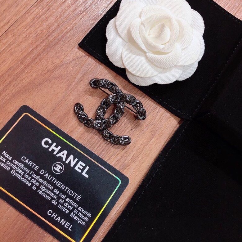 Chanel Brooch 11yxx172 (1)