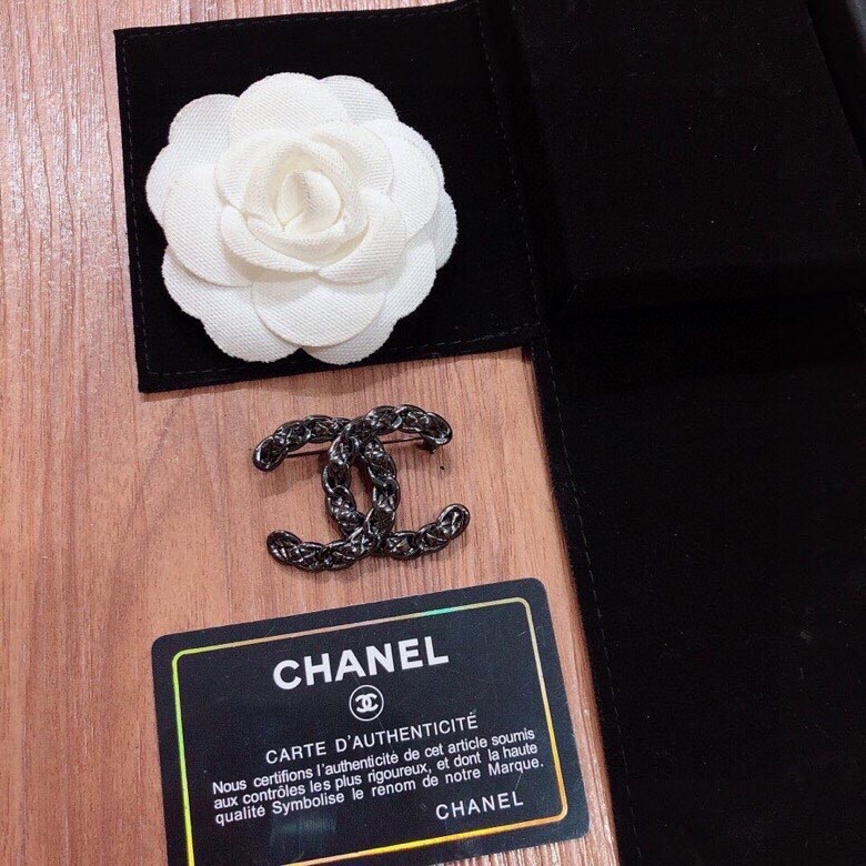 Chanel Brooch 11yxx172 (5)