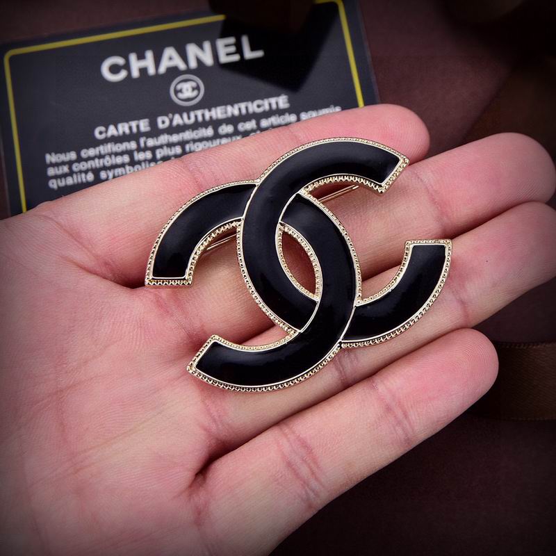 Chanel Brooch 11yxx177 (6)