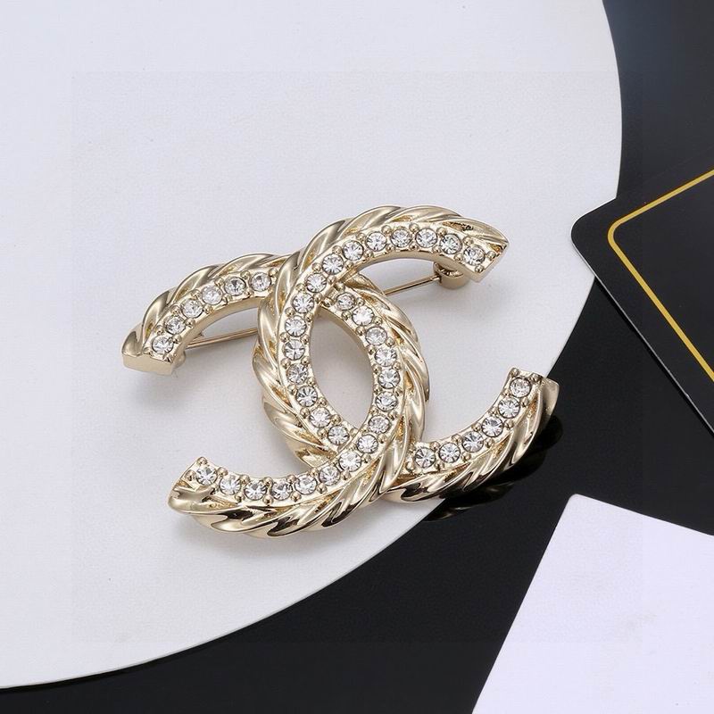 Chanel Brooch 11yxx178 (2)