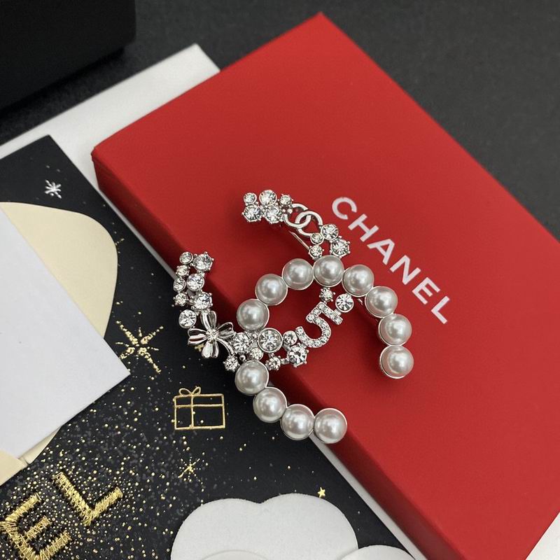 Chanel Brooch 11yxx179 (2)