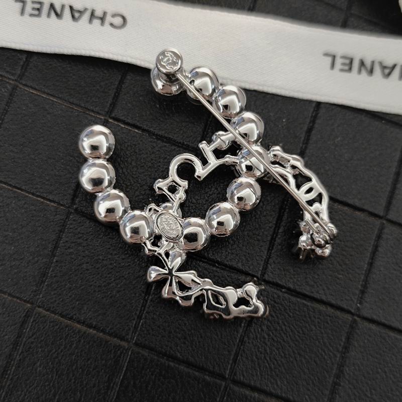 Chanel Brooch 11yxx179 (4)