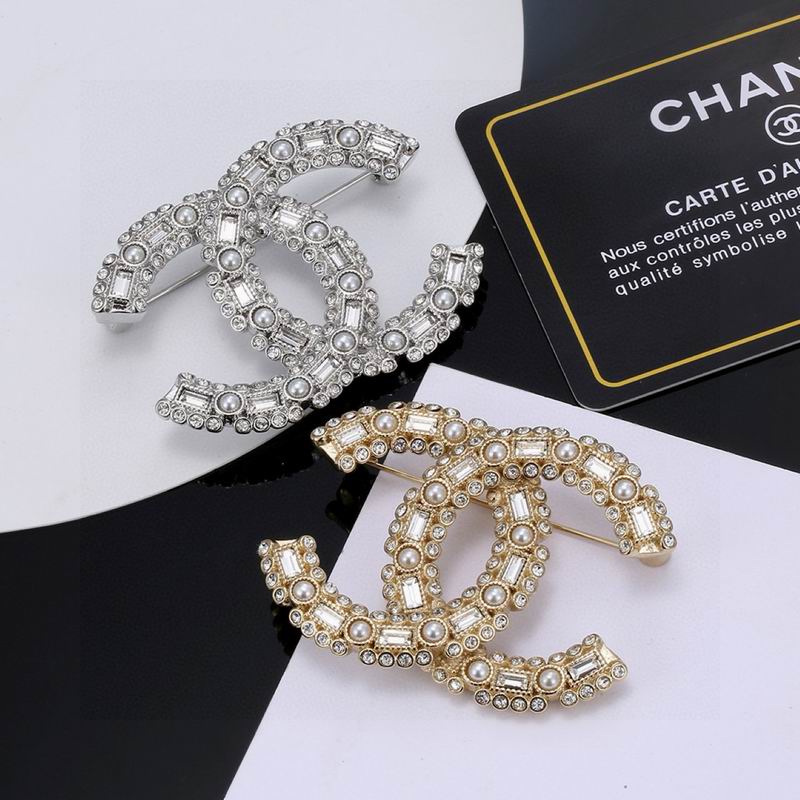 Chanel Brooch 11yxx186 (1)