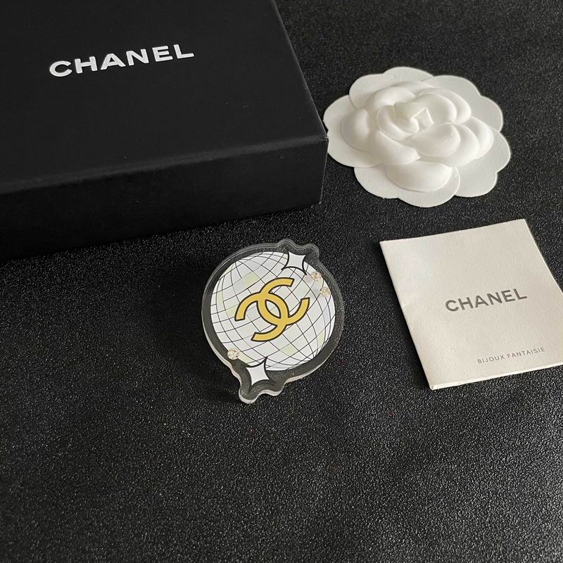 Chanel Brooch 11yxx187 (4)