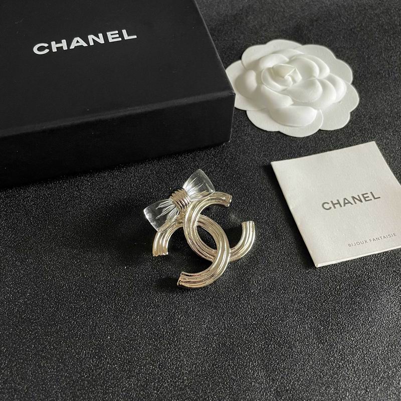 Chanel Brooch 11yxx190 (2)
