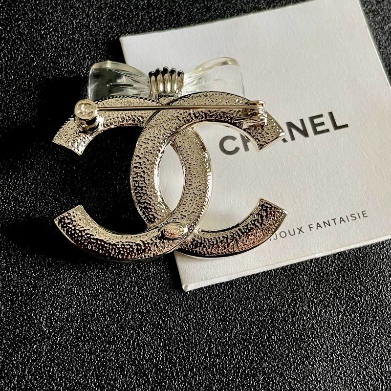 Chanel Brooch 11yxx190 (3)