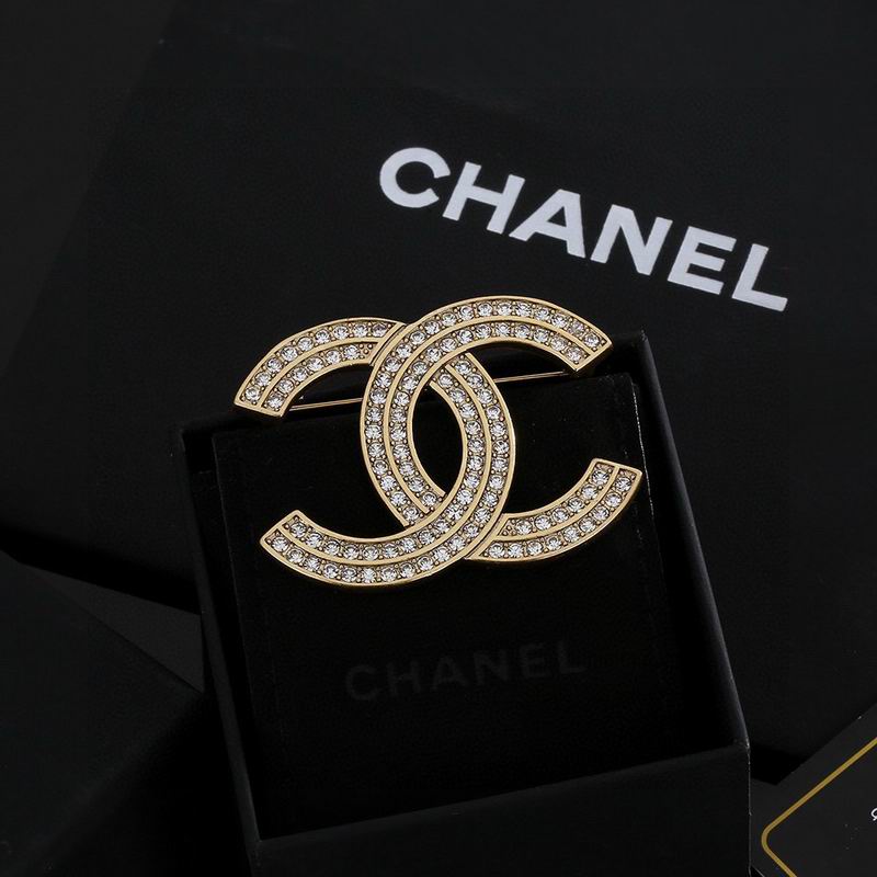 Chanel Brooch 11yxx192 (1)