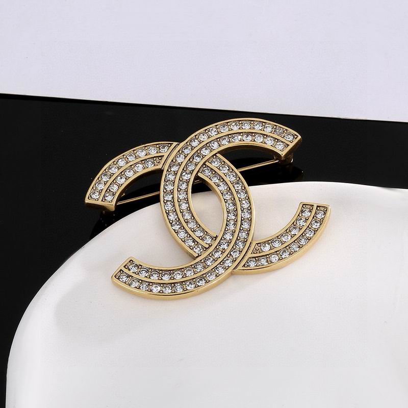 Chanel Brooch 11yxx192 (3)