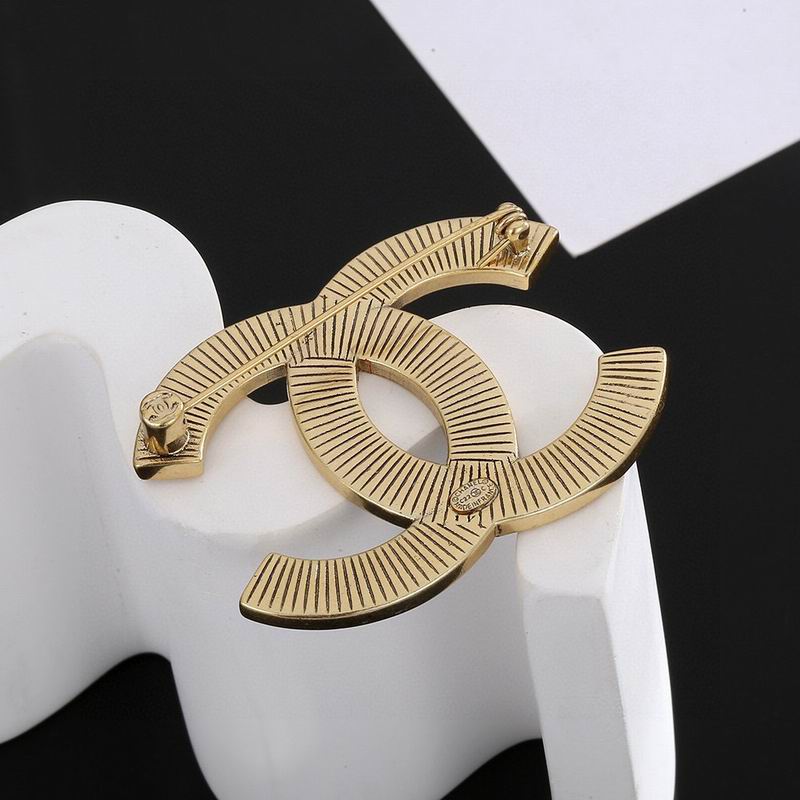 Chanel Brooch 11yxx192 (6)