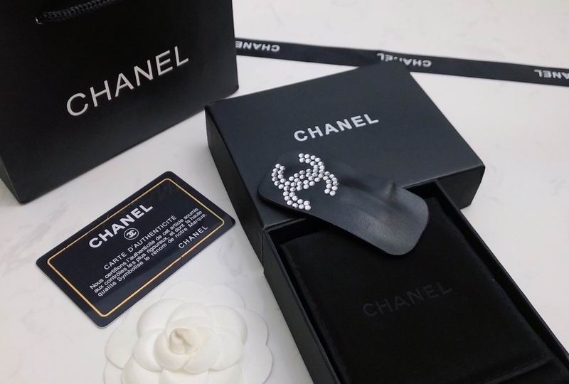 Chanel Brooch 11yxx195 (8)