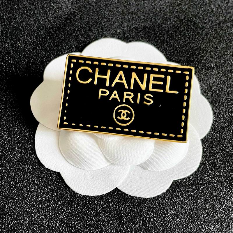 Chanel Brooch 11yxx197 (4)