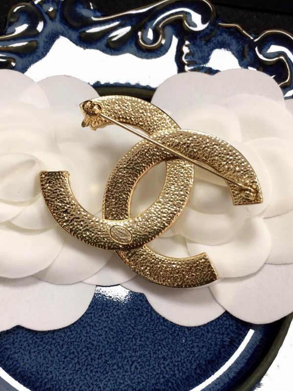 Chanel Brooch 11yxx198 (5)