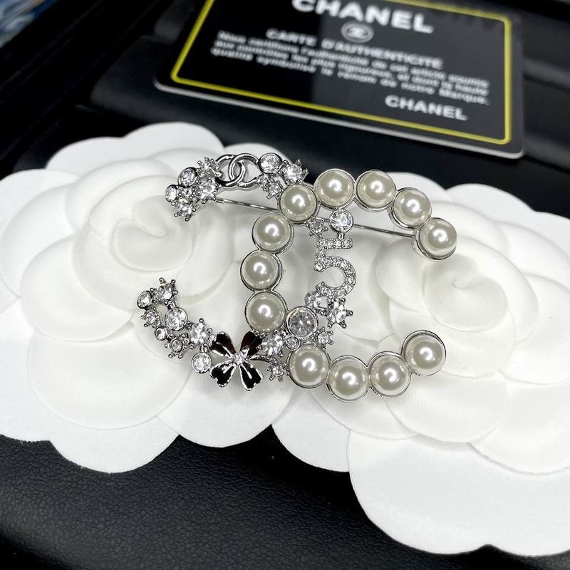 Chanel Brooch 11yxx199 (2)