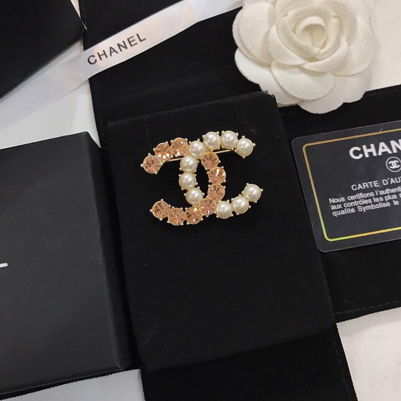 Chanel Brooch 11yxx200 (1)