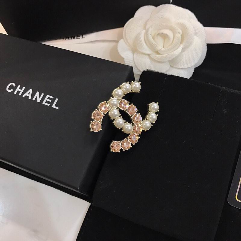 Chanel Brooch 11yxx200 (2)